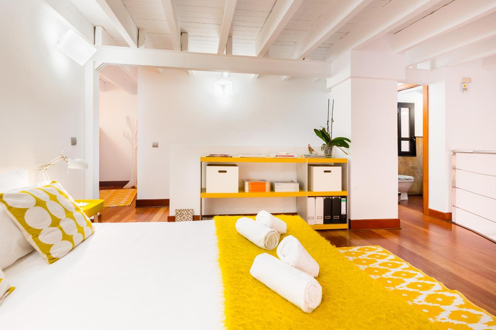 Stylish Loft Duplex - Alameda Apartment Seville Exterior photo